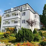 Villa Sanddorn